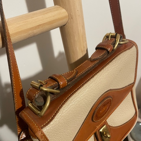 Vintage Dooney and Bourke Crossbody Leather Purse - Picture 6 of 8